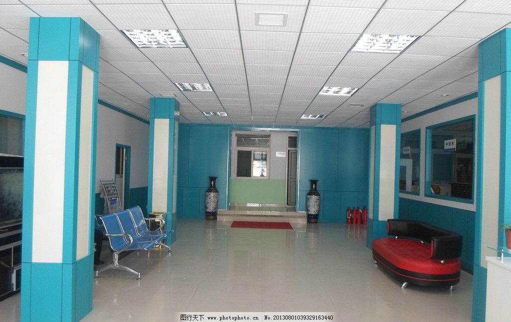 医院照片图|医院病房照片|一个人躺在医院住院