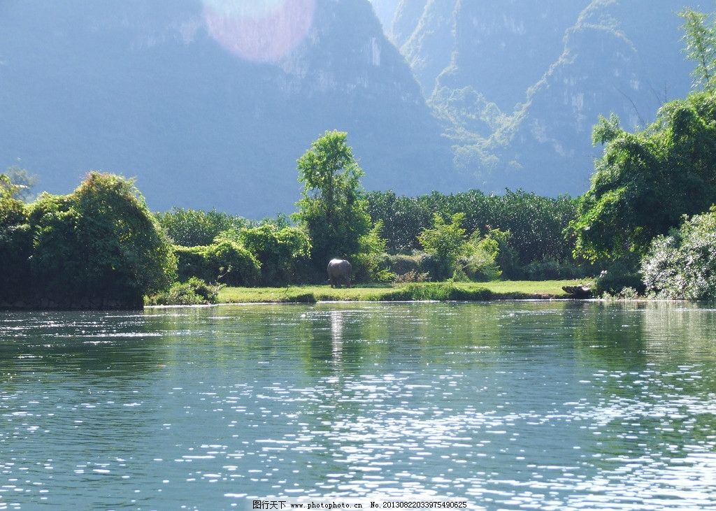 桂林山水 桂林风光 桂林旅游 漓江 游船 桂林风景 山峰 阳朔