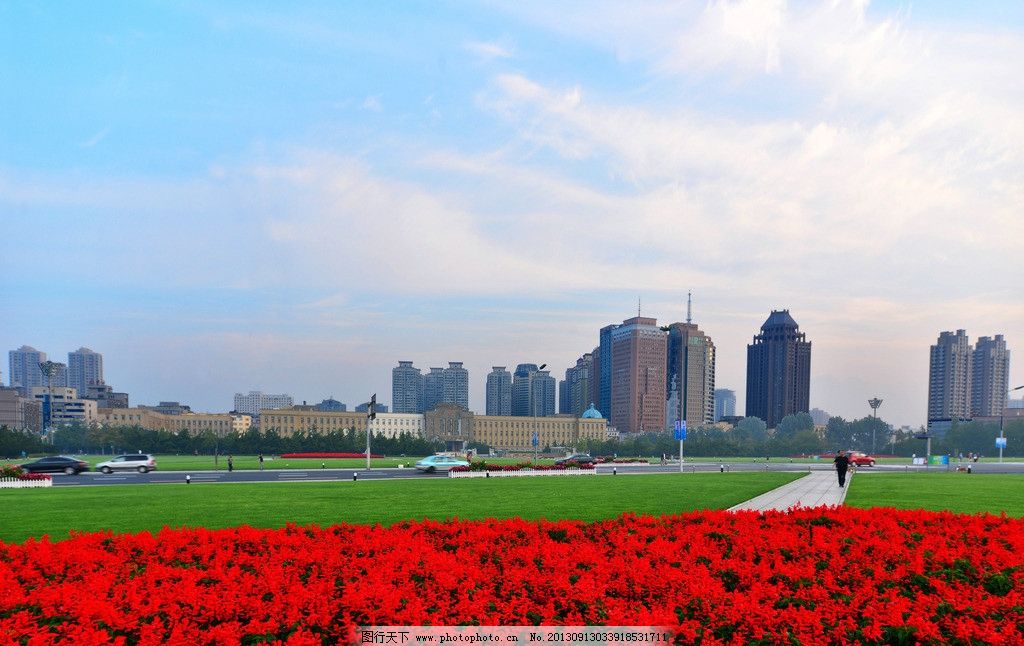 大连人民广场一角图片,红花 楼房 建筑物 大连风
